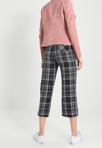 ONLY Imitatieleren jas - light pink