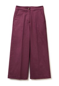 Burgundowe spodnie z szerokimi nogawkami wykonane z gładkiego materiału, z paskiem w talii z zapięciem na guzik oraz dwiema kieszeniami po bokach.