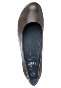 Chaussure ballerine pour femme en cuir marron avec bout arrondi, intérieure noire et marquage de taille 37 à l'intérieur.