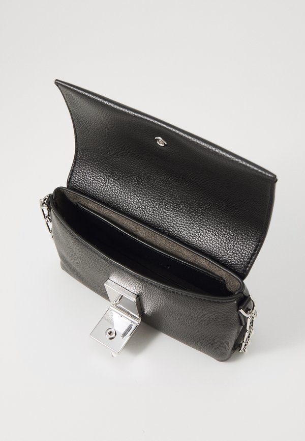 PLAQUE CROSSBODY CHAIN - Cross body bag2