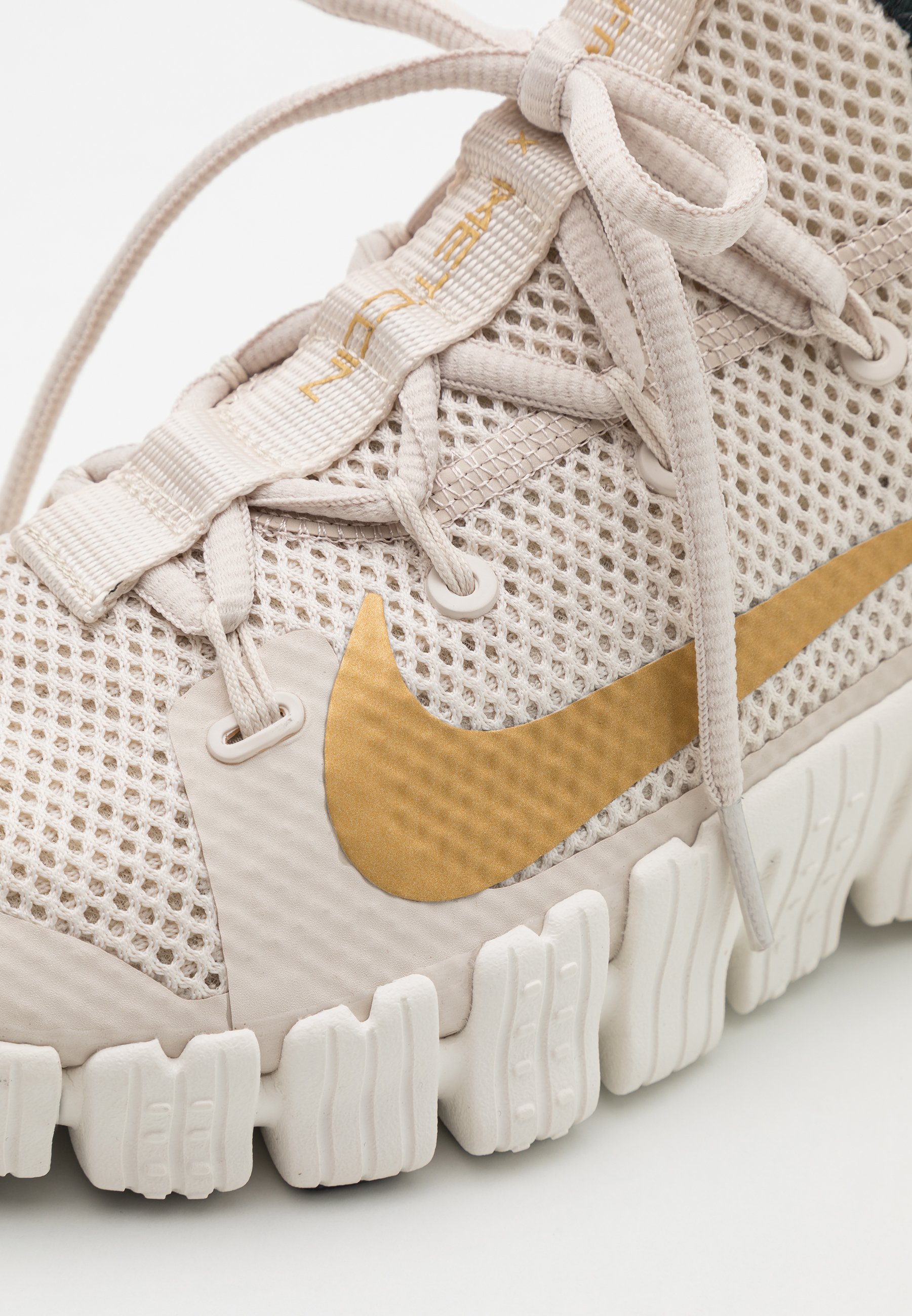 nike performance metcon