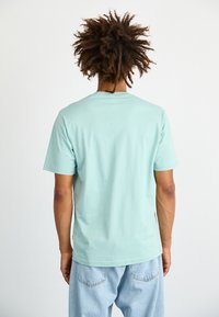 Dickies MAPLETON - Jednoduché tričko - blue surf