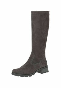 Bota de ante gris hasta la rodilla con tacón plano, que presenta costuras decorativas y una superficie lisa y texturizada. Diseño de punta redonda.