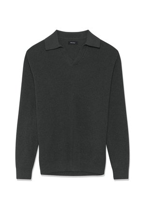 Ciemnoszary sweter z dekoltem w serek i krótkim kołnierzem. Posiada długie rękawy oraz fakturowane wykończenie. Brak widocznych elementów metalowych lub akcentów.