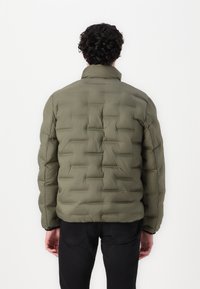 TOM TAILOR DENIM LIGHT PUFFER - Light jacket - jungle soil green