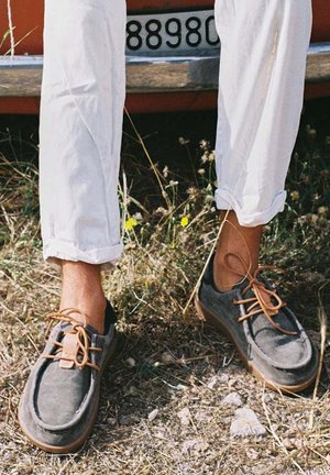 SATORISAN, UNISEX - Zapatos con cordones - deep khaki