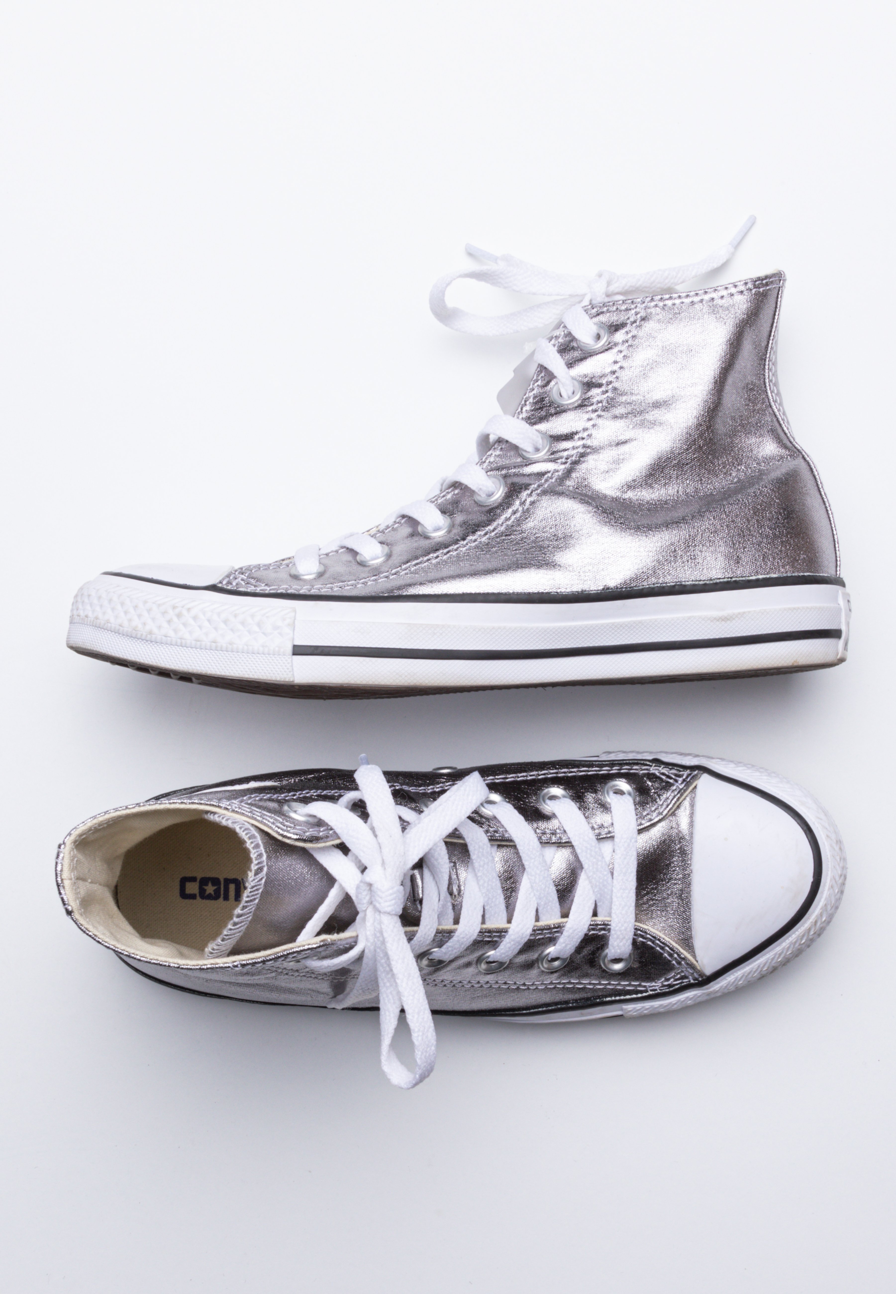 silver converse sneakers
