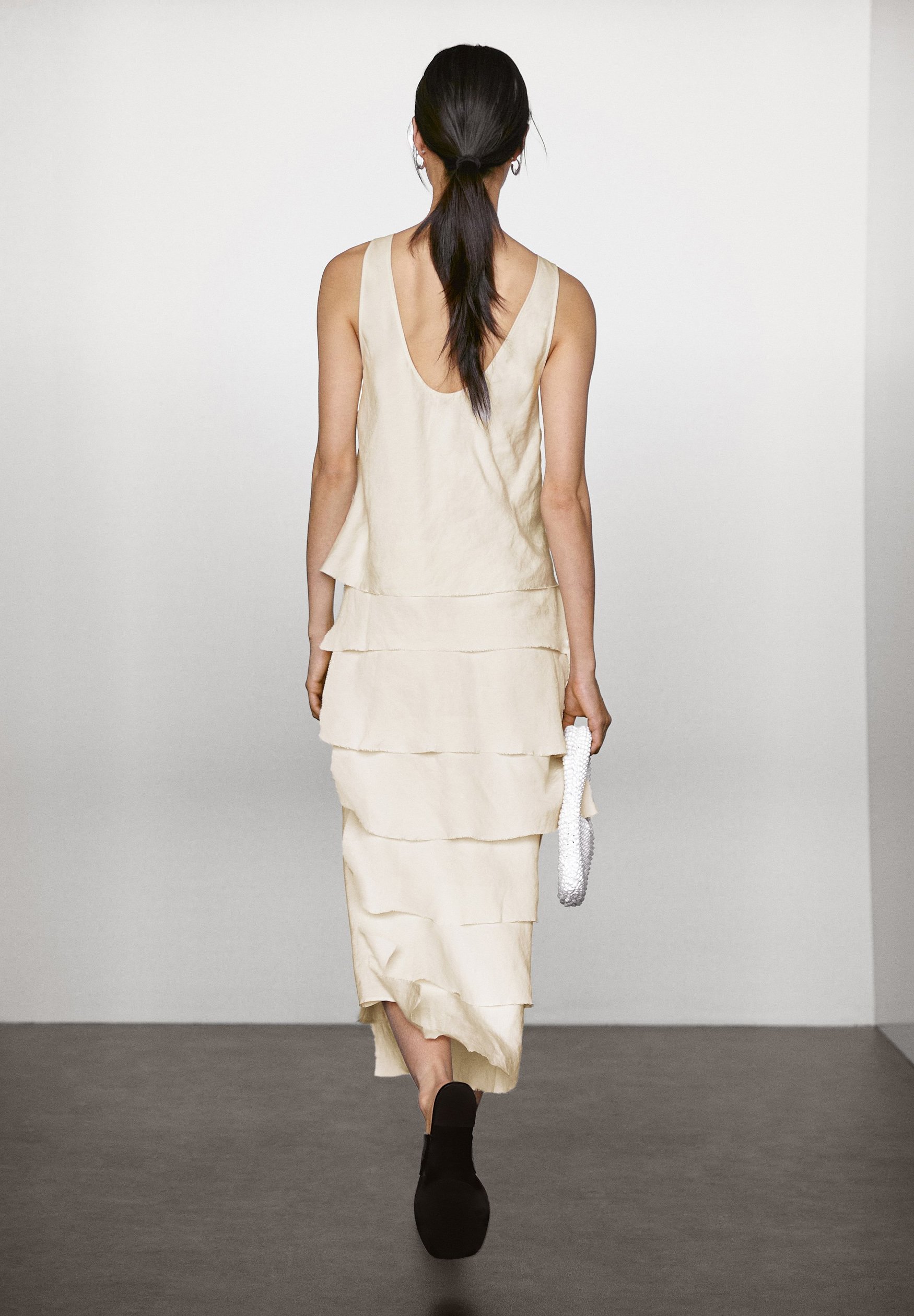 Massimo Dutti【NEW】Flowing midi dress with ruffles Massimo Dutti【NEW】Flowing midi dress with ruffles Flowing