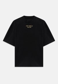 T-shirt nera in cotone con maniche corte, collo rotondo, con testo stampato in oro "JUST CAVALLI TRUE LOVER" sul fronte.