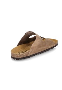 Bruine suède slide-sandalen met een kurken voetbed, open ontwerp en uitsparingen. Gestructureerde rubberen zool voor grip en comfort.