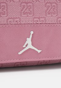 Jordan JAM MONOGRAM MINI MESSENGER BAG  - Cross body bag - pink glaze