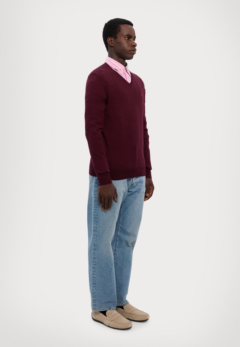 Polo Ralph Lauren SLIM FIT WASHABLE WOOL V-NECK JUMPER - Džemperis - aged wine heather