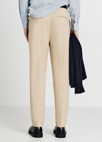 Calliope CON PINCES - Pantalon classique - beige