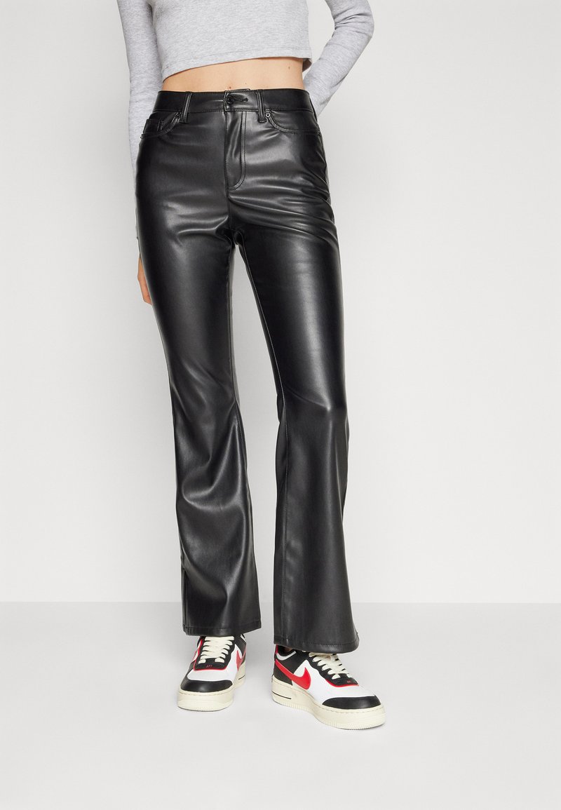 Vero Moda VMSELMA FLARED PANTS Lederhose black/schwarz Zalando.de