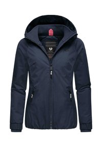 Veste isolante bleu marine avec capuche, dotée d'une fermeture éclair sur le devant, de poches latérales et d'une doublure texturée avec des motifs géométriques.