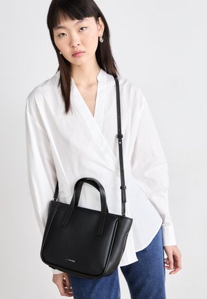Borsa a mano - black
