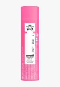 Jasnoróżowy cylindryczny pojemnik z błyszczącym wykończeniem. Etykieta zawiera nazwę produktu "Dragon Fruit Drip" oraz informacje o składnikach.