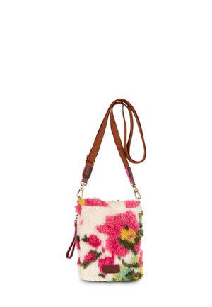 Fluffy, rechte schoudertas met een bloemenpatroon in roze, geel en groen op een witte achtergrond; voorzien van een bruine schouderband en accenten.