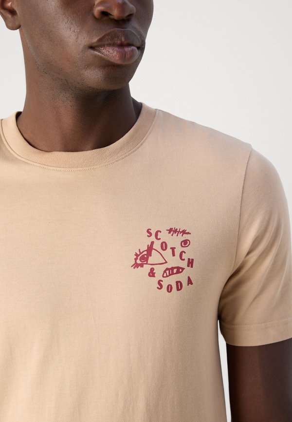 REGULAR FIT LEFT CHEST LOGO - Print T-shirt - soft camel2