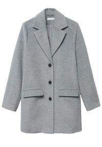 Šedý kabát z vlněné směsi s klopovým límcem, jednobarevným zapínáním a dvěma předními kapsami. Obsahuje černé knoflíky a texturovaný povrch.
