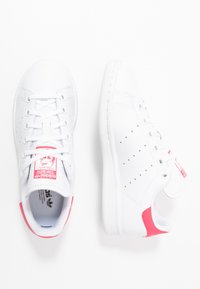 adidas Originals STAN SMITH - Sneakers basse - footwear white/real pink