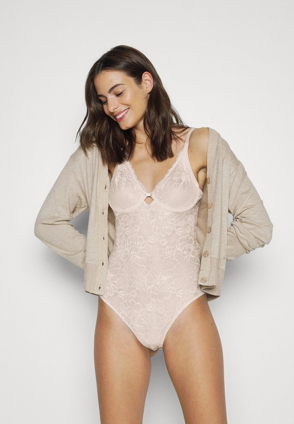 AMOURETTE CHARM - Body - creamy dream2