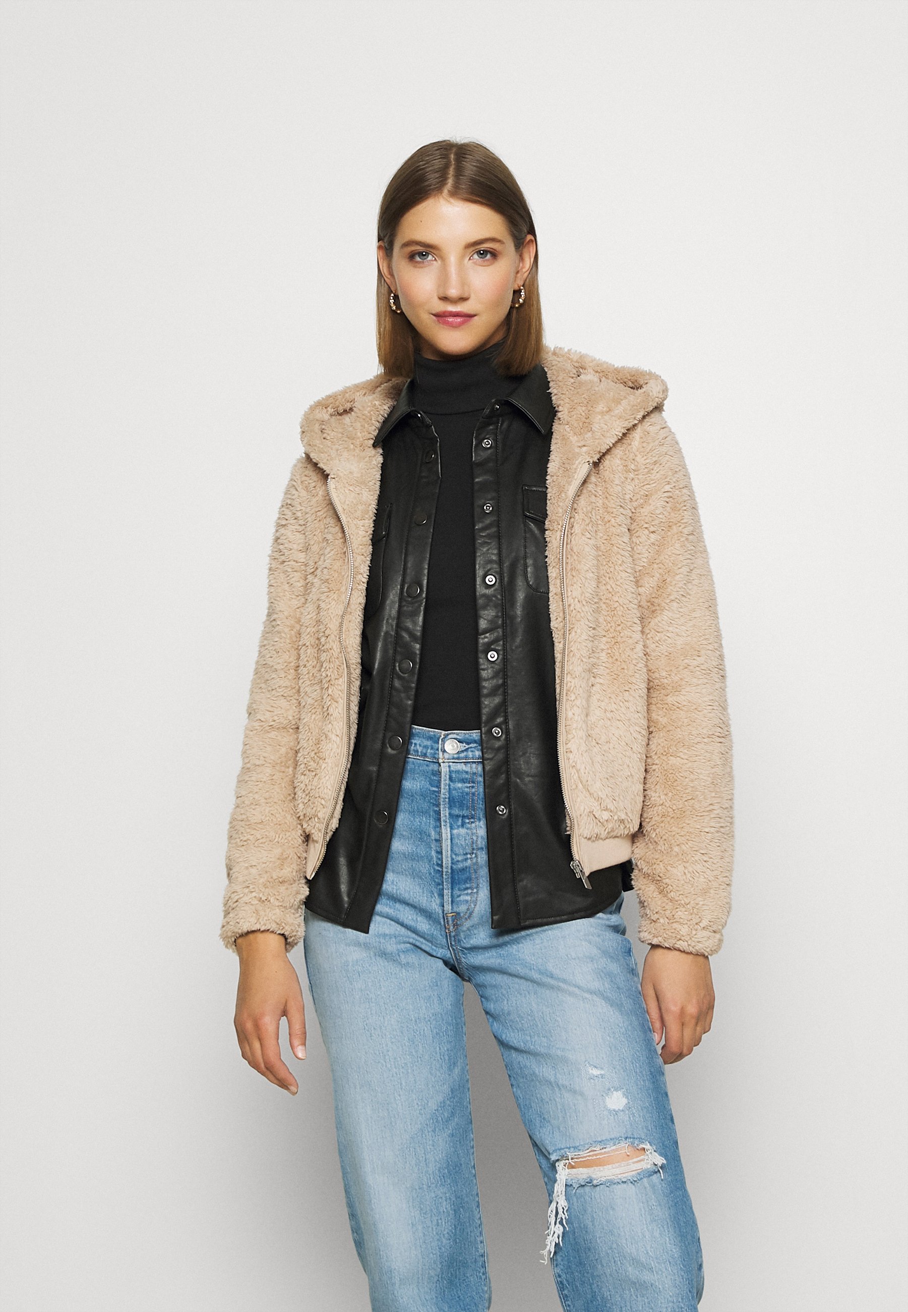 only onlanna contact