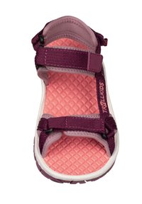 Violetta och rosa sandaler med justerbara remmar, texturerad innersula och en vit yttersula. Har "TROLLKIDS"-grafik på sidan.