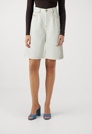 DE-SIRE - Jeansshorts - white