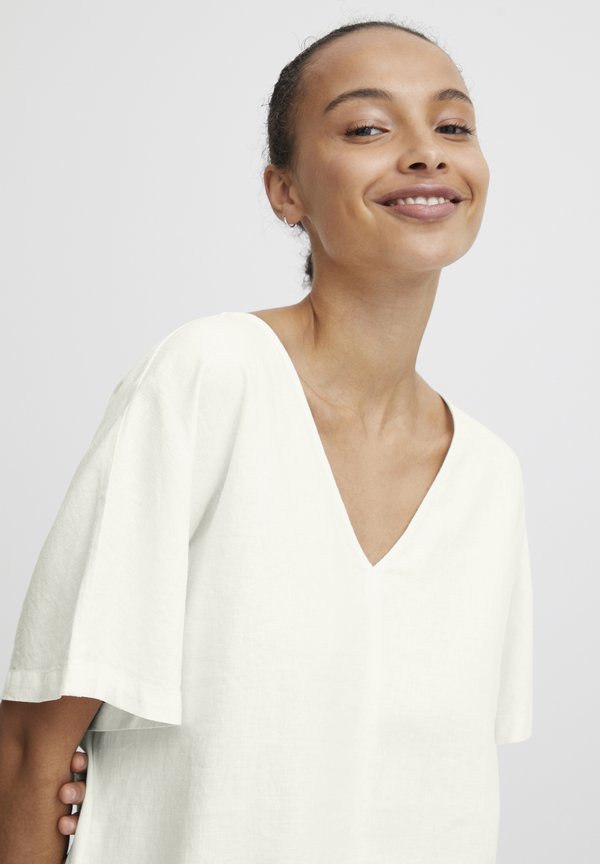 BYFALAKKA VNECK BLOUSE - Blouse - marshmallow2