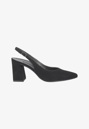 Zwarte suedine slingback hak met een puntige neus, chunky blokhak en een verstelbare enkelband. Gladde textuur, minimalistisch ontwerp.