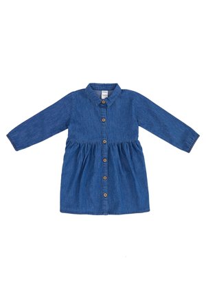Blå langærmet denimkjole med krave, indsnøring i taljen og brune knapper foran, designet til små børn.