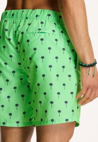 Shiwi REGULAR FIT PALM - Șorturi de baie - new neon green