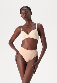 Lindex - THONG SEAMLESS 3 PACK - String - beige Image miniature 1