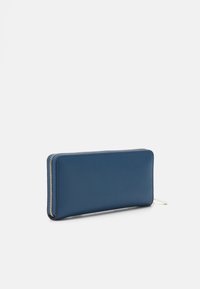 MICHAEL Michael Kors JET SET TRAVEL CONTINENTAL - Lommebok - dark chambray