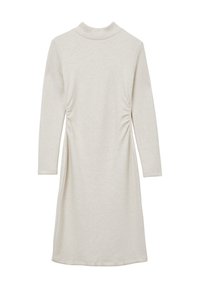 Robe longue beige clair à manches longues avec un col haut, présentant des détails de fronces sur les côtés et un tissu lisse, avec une silhouette en A.