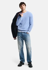GANT C-NECK - Maglione - clear sky