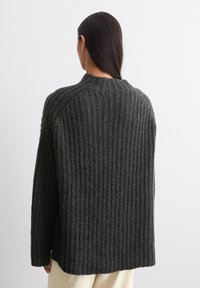 Marc O'Polo LONGSLEEVE STAND UP COLLAR - Svetr - deep grey melange