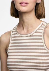 Pieces PCRUKA - Top - silver mink
