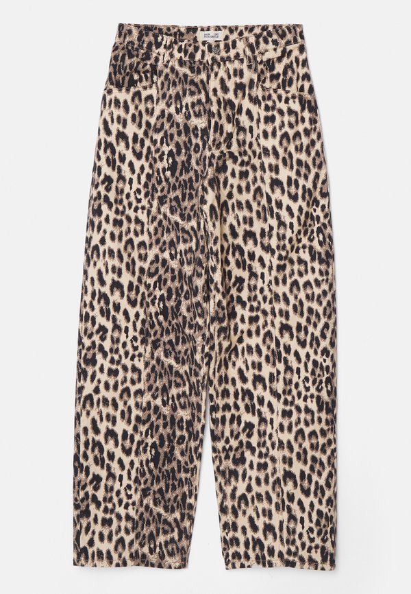 NARA - Relaxed fit jeans2