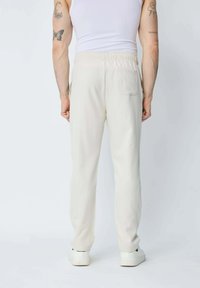 FRILIVIN UNI - Pantalon classique - beige