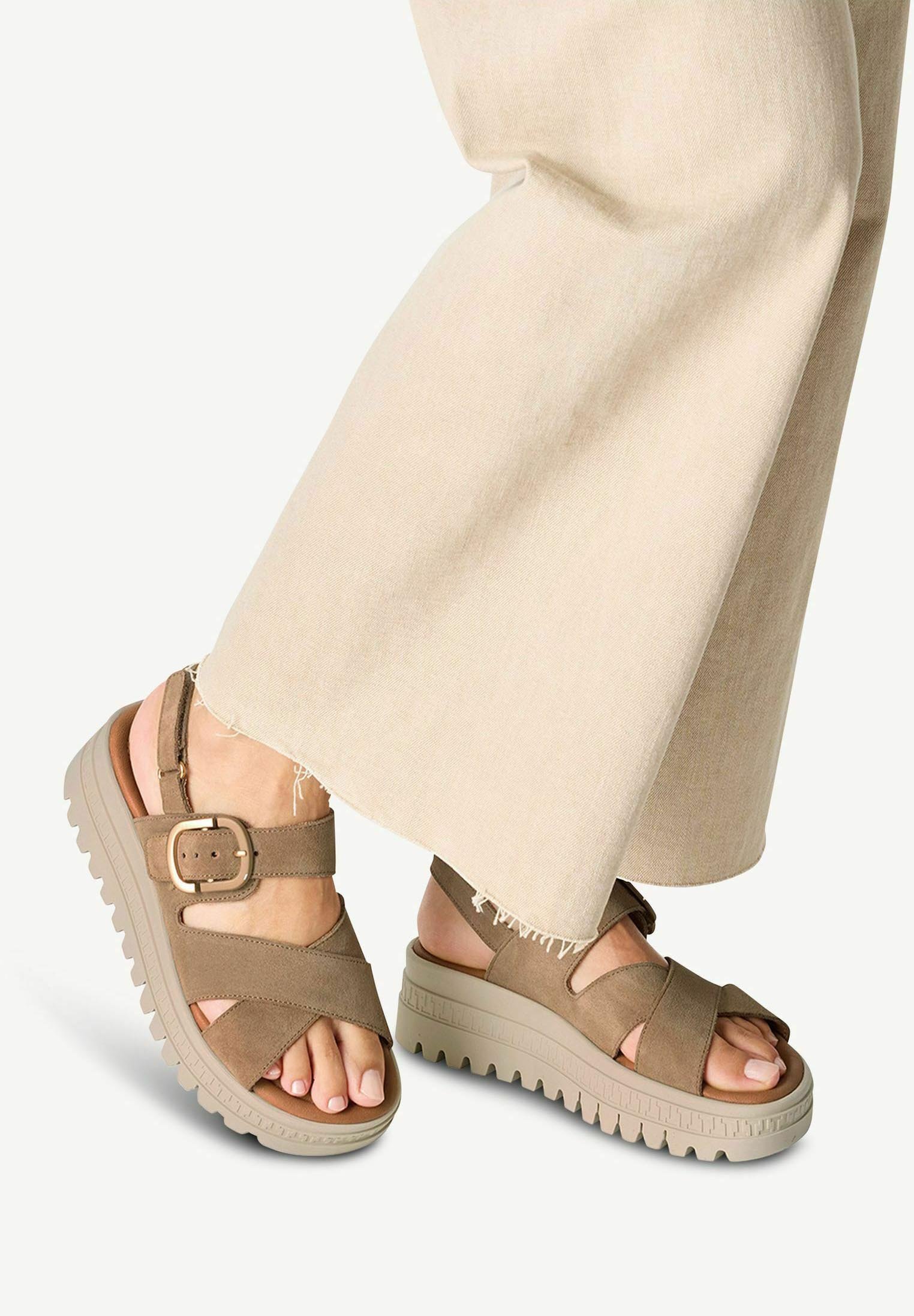 Tamaris Wedge sandals taupe/beige Zalando