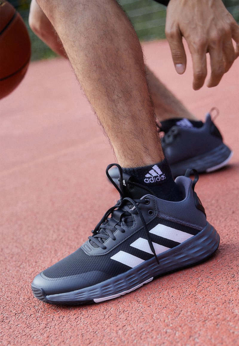 adidas Performance OWNTHEGAME 2.0 - Basketball shoes - core black/grey  five/footwear white/black