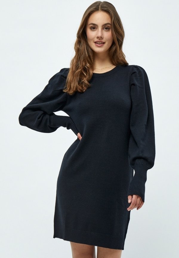 PCANISSA - Strickkleid