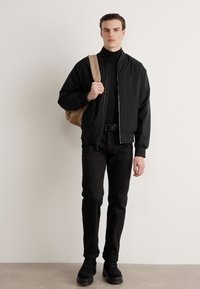 Calvin Klein Jeans SPORT ESSENTIALS FLAP  - Mochila - savannah tan