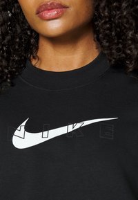 Nike Performance Mikina - black
