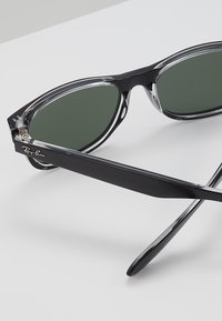Ray-Ban UNISEX - Óculos de sol - greencrystal standard