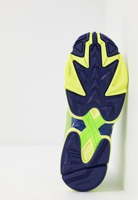 adidas Originals YUNG-1 zielony neon