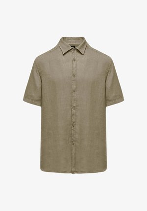 Camicia a maniche corte di colore verde oliva, realizzata in lino, con chiusura a bottoni sul davanti, colletto e un tessuto liscio e testurizzato.