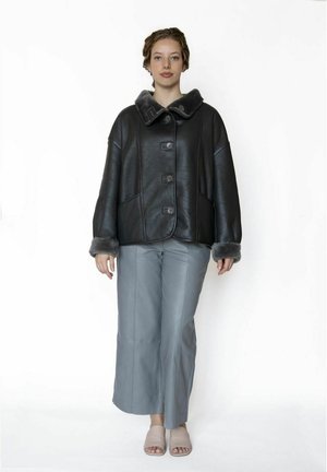 KIKU REVERSIBLE SHEARLING - Leren jas - grey